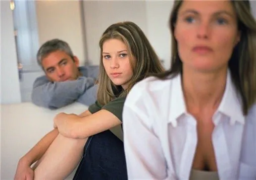 Cómo comunicarse con su hijo adolescente